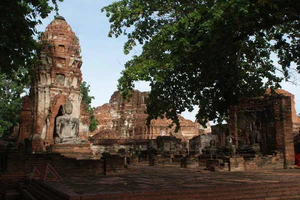 Ayutthaya, Tayland 'da antik bir şehirdir. — Stok fotoğraf