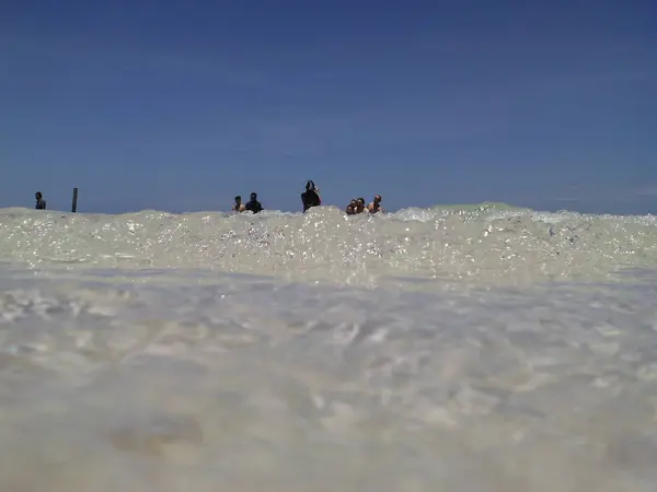 Ko Lahn is een populair eiland in Thailand, niet ver van Pattaya — Stockfoto