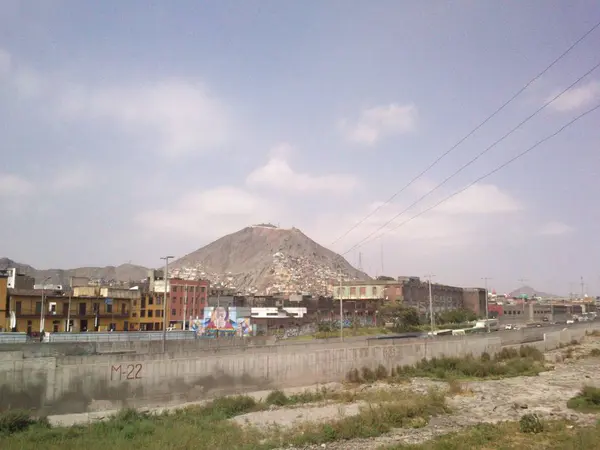 Limas fantastiska metropol, Peru. Sydamerika — Stockfoto