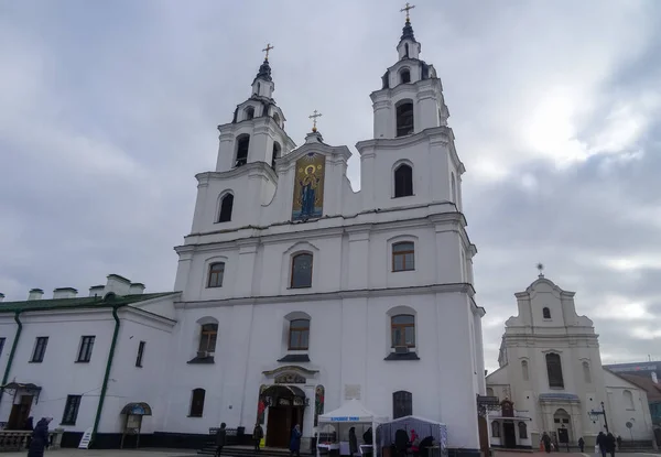 Mińsk jest stolicą Białorusi. Bardzo przestronne miasto. — Zdjęcie stockowe