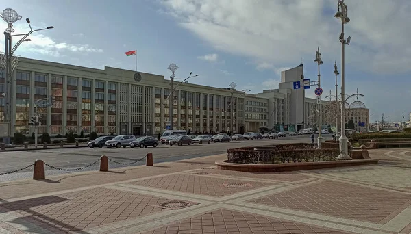 Минск - столица Беларуси. Очень просторный город — стоковое фото
