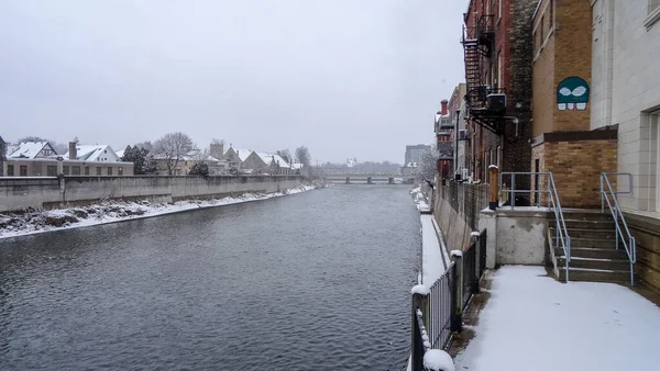 Piccola Accogliente Città Cambridge Canada Paese Con Bellissimi Edifici Persone — Foto Stock