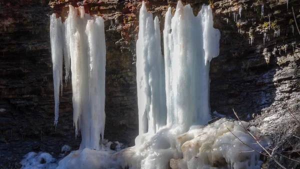 Vodopády Kanadském Městě Hamilton Ontario Neuvěřitelný Les Zimní Jarní Počasí — Stock fotografie
