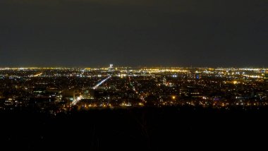 Montreal, Kanada 'nın kültürel başkentidir. Güzel şehir