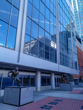 Montreal, Kanada 'nın kültürel başkentidir. Güzel şehir