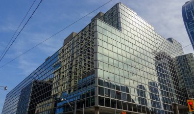 Toronto 'nun çarpıcı mimarisi. Kanada, Ontario. Burada çok güzel bir hayat var, gezip görmek ilginç.