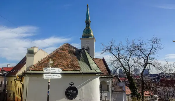 Het Oude Centrum Bratislava Slowaakse Architectuur Eenvoudig Maar Zeer Mooi — Stockfoto