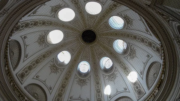 Žíla Město Hudby Světlých Paláců Parky Krásná Architektura Ohromující Katedrála — Stock fotografie
