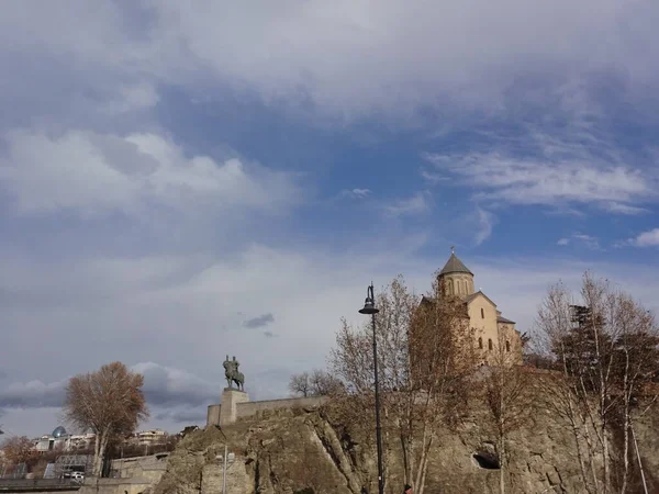 Тбілісі Дуже Гарне Місто Давньою Історією Існують Приголомшливі Високі Пагорби — стокове фото