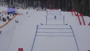 Sunny Valley, Miassa yakınlarındaki Chelyabinsk bölgesinde bir kayak merkezidir. Dünya Kayak Şampiyonası burada yapıldı..