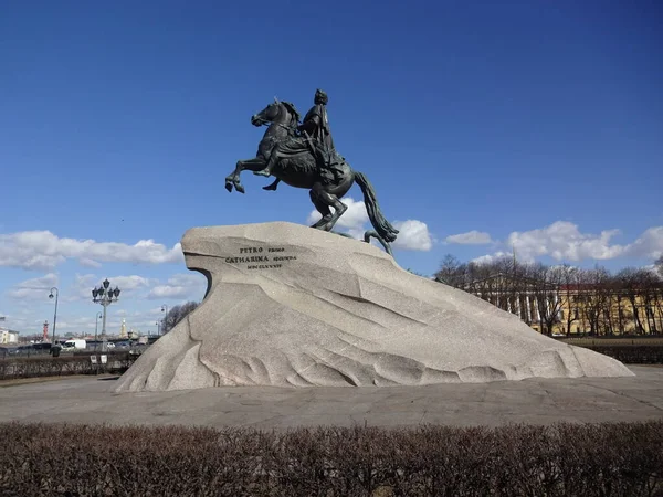 Εκπληκτική Αρχιτεκτονική Της Αγίας Πετρούπολης Πρώην Λένινγκραντ Μια Ηλιόλουστη Μέρα — Φωτογραφία Αρχείου