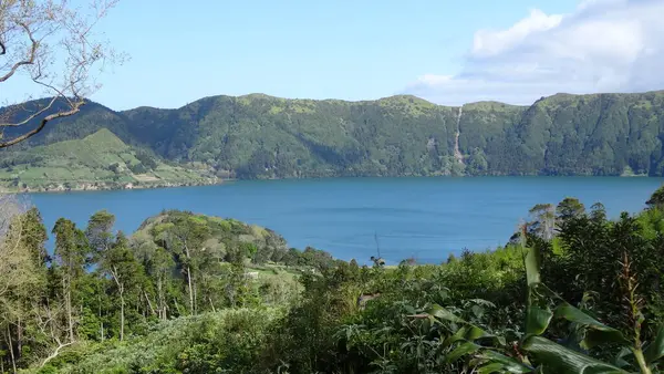 Atemberaubende Seen Auf Den Azoren Blaue Und Grüne Seen Erstaunliche — Stockfoto