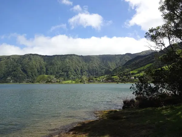 Lenyűgöző Tavak Azori Szigeteken Kék Zöld Tavak Csodálatos Atmoszféra Szépség — Stock Fotó