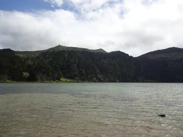 Oszałamiające Jeziora Azorach Błękitne Zielone Jeziora Niesamowita Atmosfera Piękno Czystość — Zdjęcie stockowe