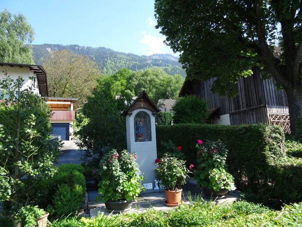 Schaanwald Uma Cidade Liechtenstein Bela Natureza Alpes Montanhas Deslumbrantes Com — Fotografia de Stock