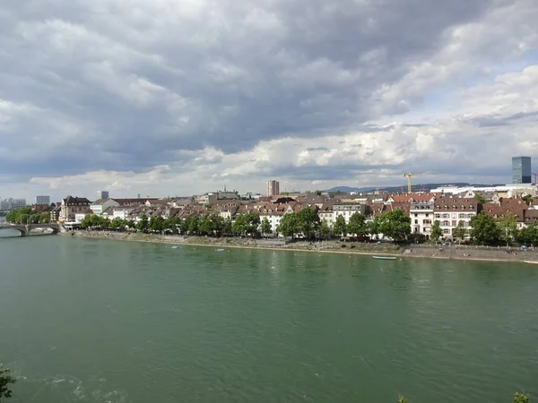 Ciudad Suiza Basilea Parque Lange Erlen Casco Antiguo Ayuntamiento Impresionante — Foto de Stock