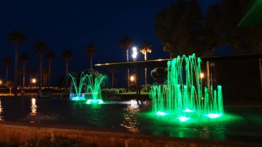 Salou, İspanya 'nın Costa Dorada kıyısında çok güzel bir şehirdir. Güzel plajlar, güzel bir çeşme ve harika bir doğa var.