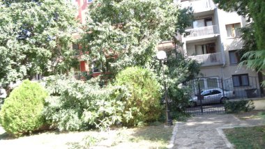 Bulgaristan plaj tatili için harika ve ucuz bir ülke. Pomorie, Burgaz bölgesinde popüler bir tatil beldesidir. Kendi tuz dokusu var, filtresi yok.