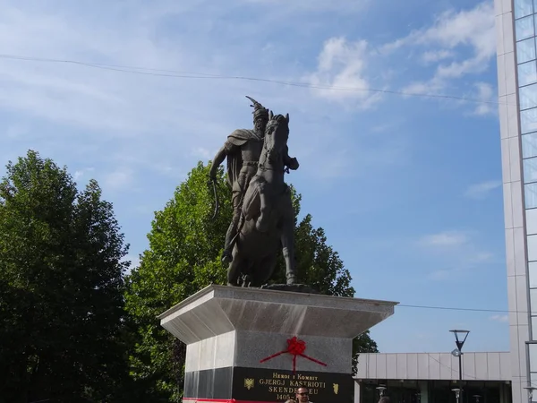 Πρίστινα Είναι Μια Νέα Και Όμορφη Πόλη Είναι Ευχάριστο Περπατάμε — Φωτογραφία Αρχείου