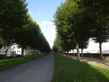 Brest çok güzel ve yaşanabilir bir şehir. Bu fotoğraf serisinde filtresiz merkez mimari ve ilginç yerler