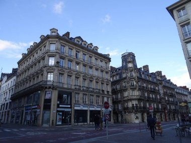 Rouen antik Gotik mimarisi olan çok güzel bir şehir. Fransa 'nın Normania şehrinde yer almaktadır. Katedral özellikle muhteşemdir.