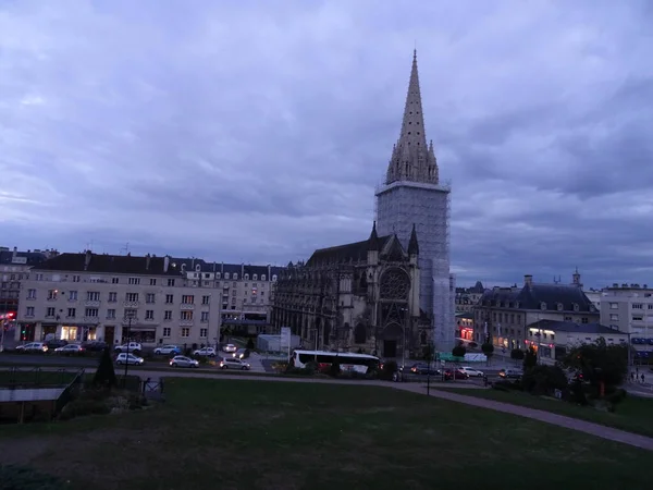 Memorial Caen Und Die Erstaunlichen Gebäude Dieser Nördlichen Stadt Französische — Stockfoto