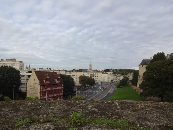 Caen Anıtı Kuzeydeki Inanılmaz Binalar Fransız Atmosferi Sokaklar Güzel Parklar — Stok fotoğraf