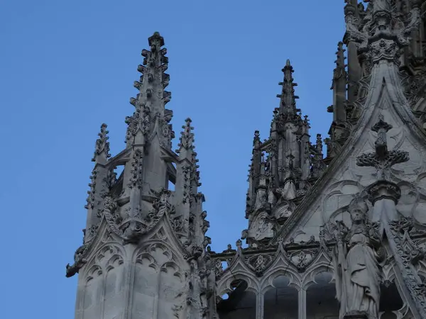 Rouen Bardzo Piękne Miasto Starożytnej Gotyckiej Architekturze Znajduje Się Normania — Zdjęcie stockowe