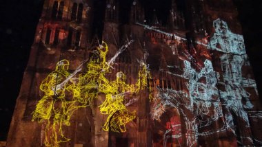 Rouen antik Gotik mimarisi olan çok güzel bir şehir. Fransa 'nın Normania şehrinde yer almaktadır. Katedral özellikle muhteşemdir.
