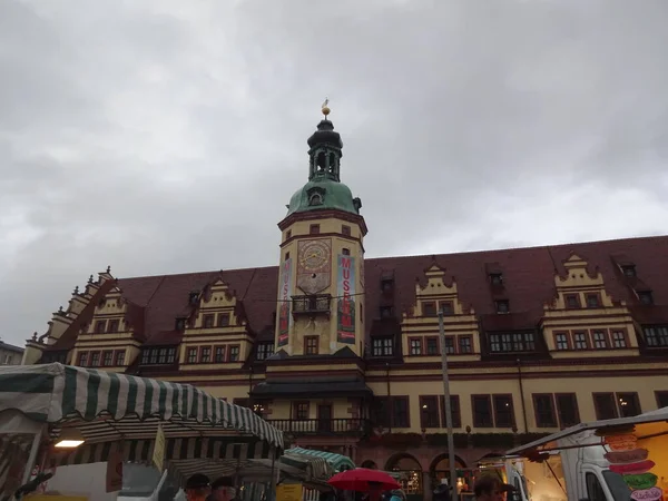 德国莱比锡美丽的老中心 漂亮的建筑和非常有趣的建筑 — 图库照片