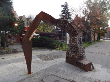 Polonya düşük maliyetli kültürel ve tarihi turizm için büyük bir ülkedir. Gdansk caddeleri, kuzey şehri. Filtre yok