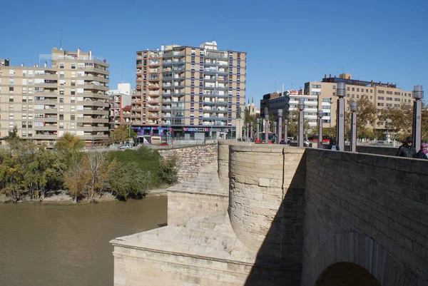 Spanyolország Aragónia Autonóm Közössége Zaragosa Városa Csodálatos Építészet Épületek Skálája — Stock Fotó