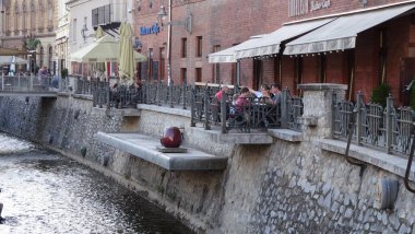 Miskolctapolca - mağaralarda büyüleyici hamamlar. Macaristan termal havuzlarıyla ünlüdür. Ve şehir çok güzel.