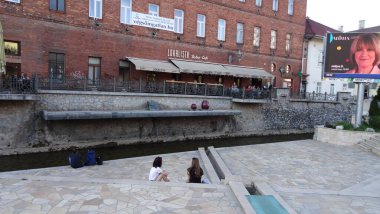 Miskolctapolca - mağaralarda büyüleyici hamamlar. Macaristan termal havuzlarıyla ünlüdür. Ve şehir çok güzel.