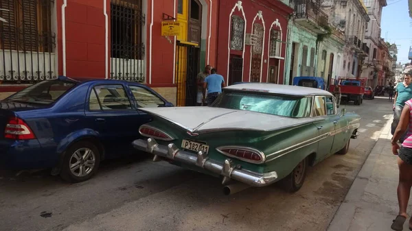 Habana Una Ciudad Increíble Parece Que Estás Pasado Edificios Inusuales —  Fotos de Stock