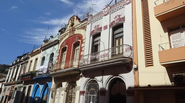 Habana Una Ciudad Increíble Parece Que Estás Pasado Edificios Inusuales — Foto de Stock