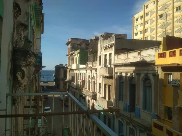 Havana Uma Cidade Incrível Parece Que Estás Passado Edifícios Incomuns — Fotografia de Stock