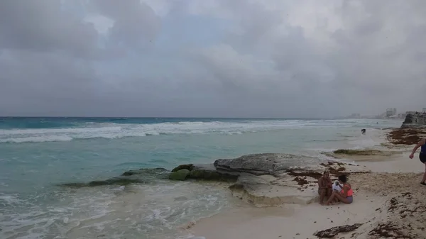Мексика Півострів Юкатан Канкун Величні Хвилі Прекрасна Вода Карибського Моря — стокове фото