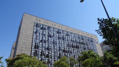 Madrid 'in muhteşem mimarisi. Park, saray ve İspanyol başkentinin sokakları adildir. Seyahat için harika bir yer.