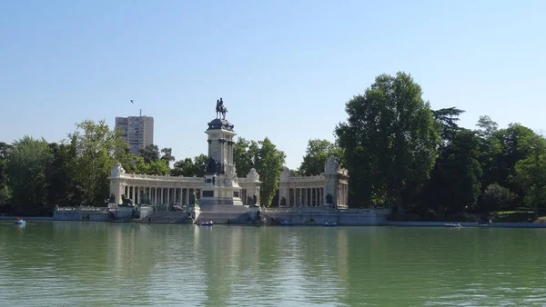 Magnifica Architettura Madrid Parco Palazzo Strade Della Capitale Spagnola Sono — Foto Stock