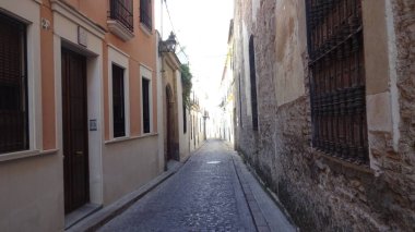 Sıcak Cordoba 'nın içinden geç. İspanyol lezzeti ve güney gelenekleri. Endülüs kültürel turizm için çarpıcı bir yerdir.