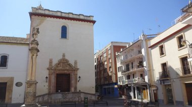 Sıcak Cordoba 'nın içinden geç. İspanyol lezzeti ve güney gelenekleri. Endülüs kültürel turizm için çarpıcı bir yerdir.