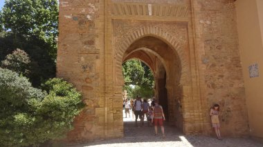 Muhteşem güneşli Granada. İspanya 'nın güneyinde, Endülüs' ün özerk toplumu. Tarihi turizm için precrana bir yer