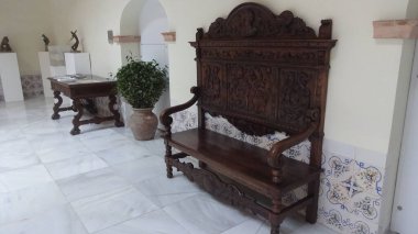 Jaen şehri İspanya 'nın güneyinde yer almaktadır. Bir sürü eski bina, güzel caddeler, ilginç mimari....