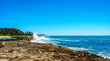 Ko Olina Hawaii Oahu Adası kıyı tarihinde Pasifik Okyanusu dalgaları