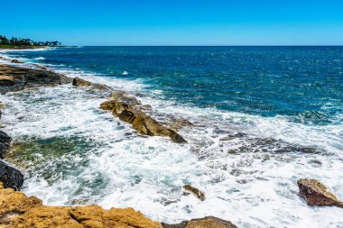 Ko Olina Hawaii Oahu Adası kıyı tarihinde Pasifik Okyanusu dalgaları