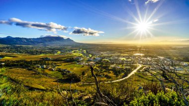 Western Cape Cape Town ve Masa Dağı Güney Afrika ile üzerinde gündoğumu