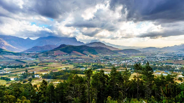 Franschhoek vallei in de Westkaap van Zuid-Afrika — Stockfoto