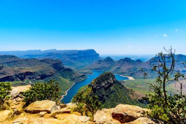 Highveld ve Blyde Nehri Barajı Mpumalanga Province, Güney Afrika için Panorama rota boyunca Blyde River Canyon rezerv görünümü