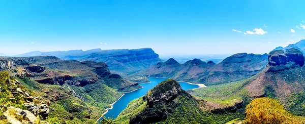 Highveld ve Blyde Nehri Barajı Mpumalanga Province, Güney Afrika için Panorama rota boyunca Blyde River Canyon rezerv görünümü